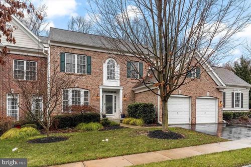 604 Wiltshire Ln, NEWTOWN SQUARE, PA, 19073-4431 | Card Image