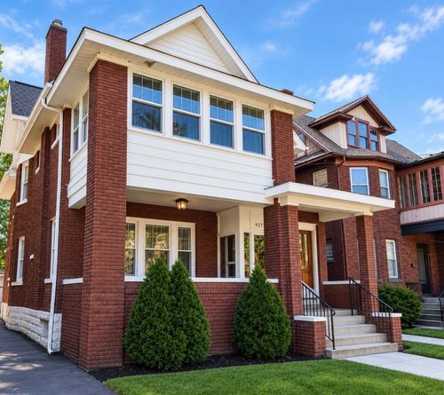 927 W 9th St, Erie, PA, 16502-1130 | Card Image
