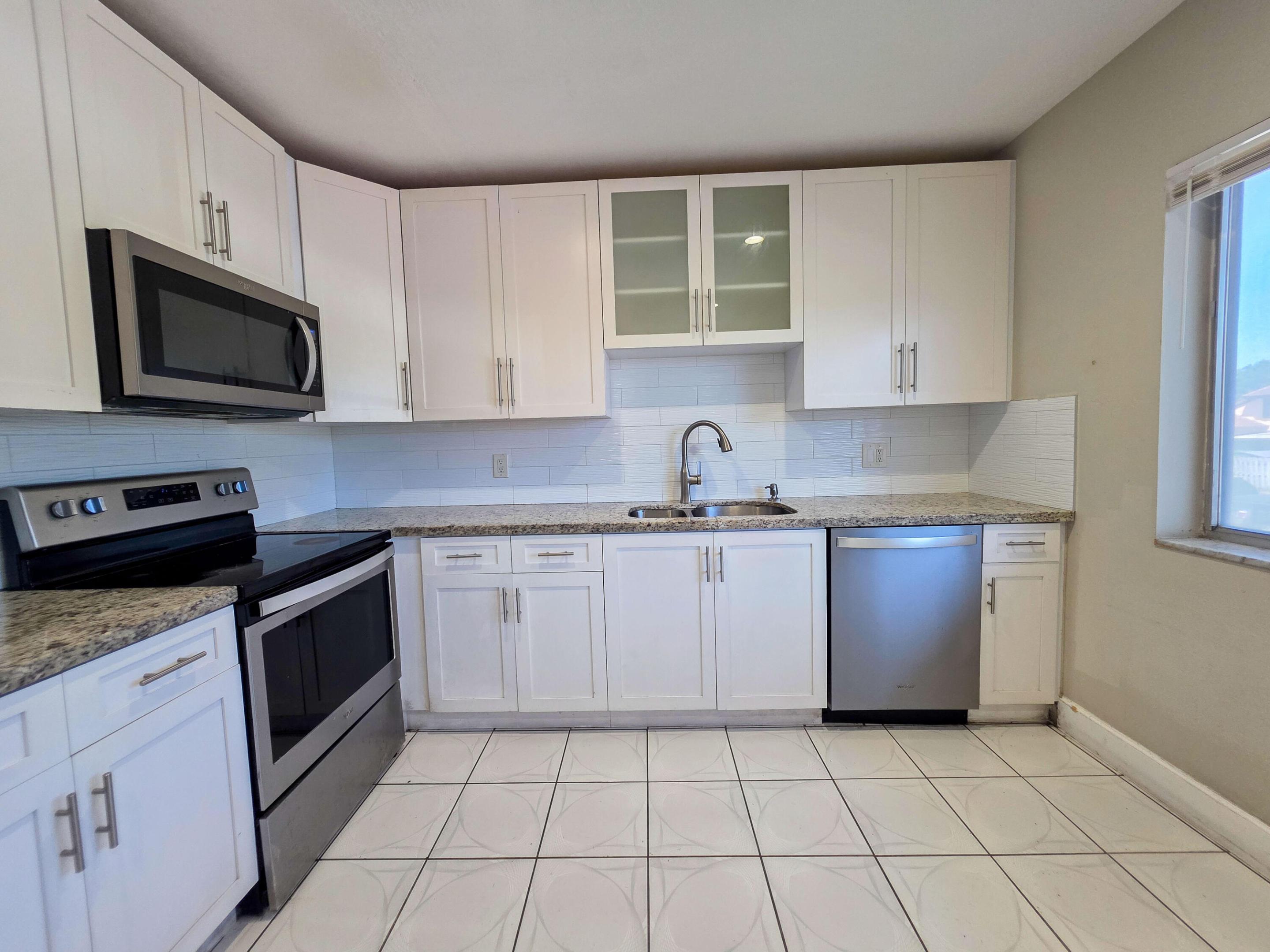 Residential in Lake Worth 2