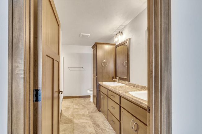 1419 Prairie Lake Circle, Condo with 2 bedrooms, 2 bathrooms and null parking in FOX CROSSING WI | Image 15