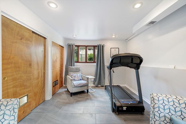 602 E Park Ave, House other with 3 bedrooms, 2 bathrooms and 2 parking in Elmhurst IL | Image 21