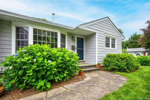 287 4th Ave, Saint James, NY, 11780-2320 | Card Image