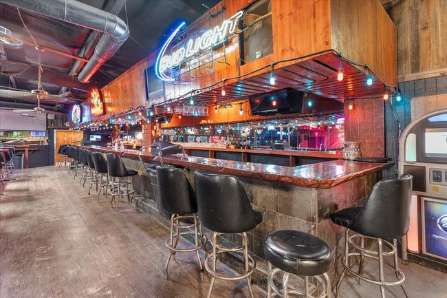 View of community bar area | Image 19