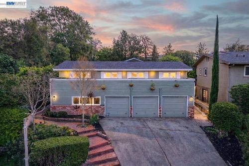 4262 4262 Tamur Ct, Pleasanton, CA, 94566 | Card Image