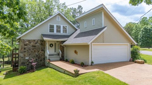 82 Saint Andrews Ct, Counce, TN, 38326-4240 | Card Image