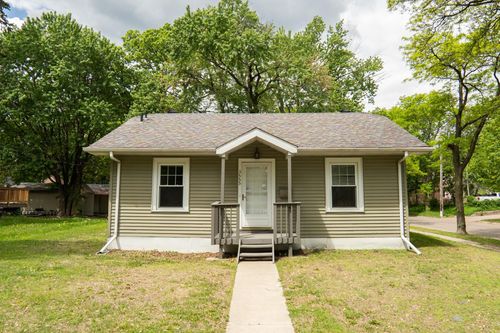 3555 Queen Ave N, Minneapolis, MN, 55412-2349 | Card Image