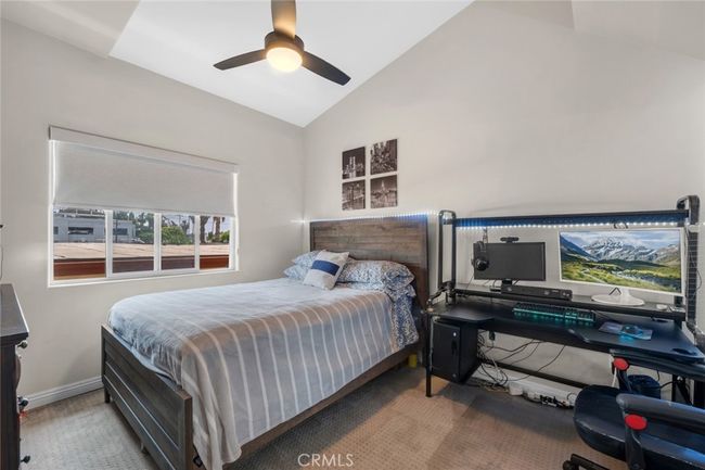 13 - 14535 Margate St, Townhouse with 3 bedrooms, 3 bathrooms and 2 parking in Sherman Oaks CA | Image 23