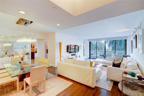 710-2000 Island Blvd, Aventura, FL, 33160-4959 | Card Image