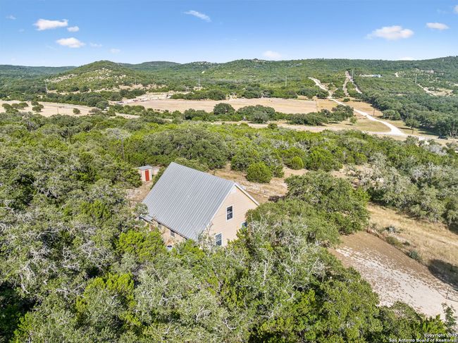 5014 Bump Gate Rd, House other with 3 bedrooms, 2 bathrooms and null parking in Pipe Creek TX | Image 37