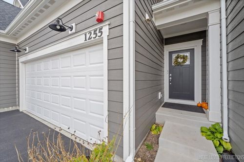 1255 Josiah Road, Naperville, IL, 60563 | Card Image