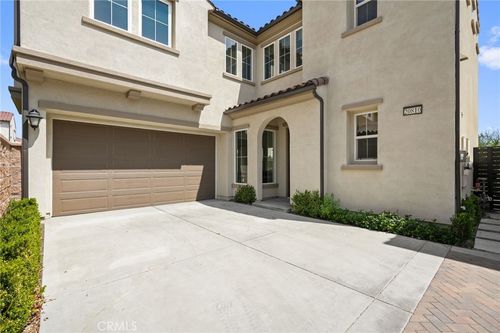 20810 W Acorn Cir, Porter Ranch, CA, 91326-4944 | Card Image