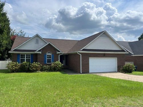 621 Connaly Dr, Hope Mills, NC, 28348-5680 | Card Image