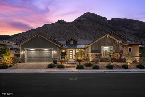 3131 Reverence Heights Ln, Las Vegas, NV, 89138-6207 | Card Image