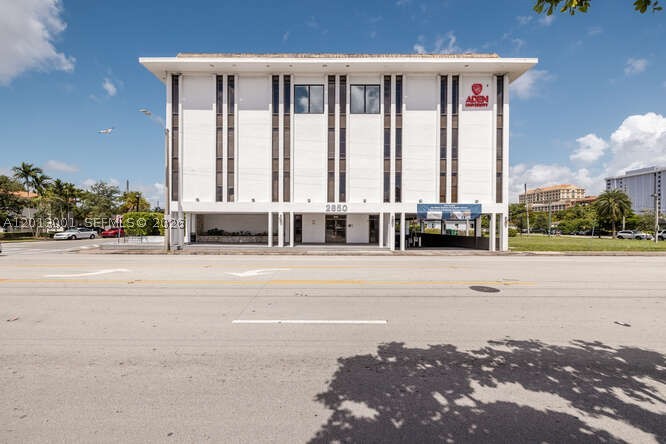 Commercial Sale in Coral Gables 2