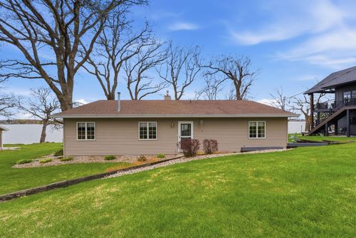 13630 2nd St Ne, Spicer, MN, 56288-9424 | Card Image
