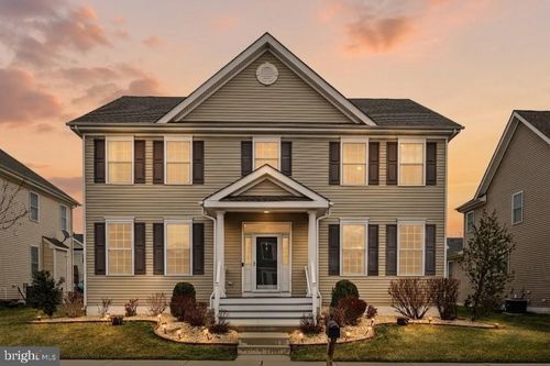 6 Alluvial Dr, CHESTERFIELD, NJ, 08515-9800 | Card Image