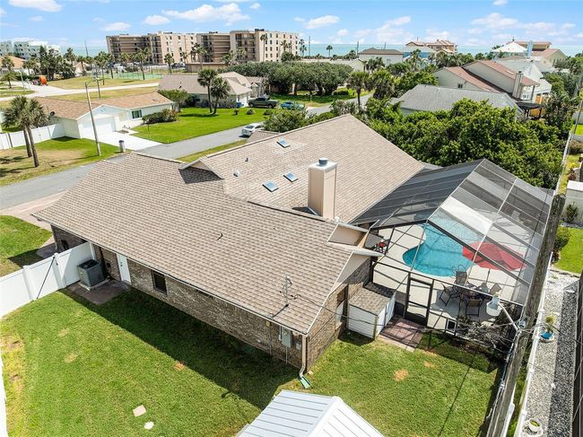 View of right-side backyard | Image 36