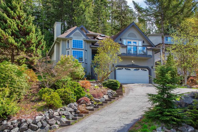 2310 Greenwood Way, House other with 4 bedrooms, 2 bathrooms and 4 parking in Squamish BC | Image 1