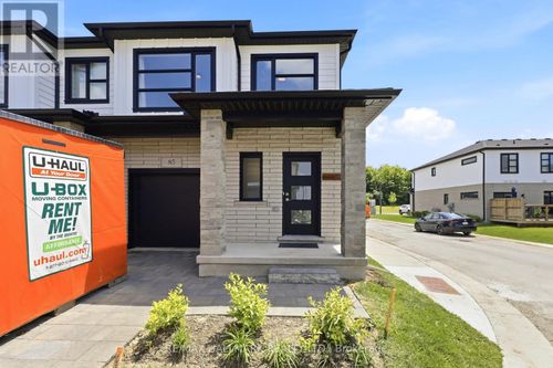 85-2700 Buroak Dr, London, ON, N6G3Z5 | Card Image