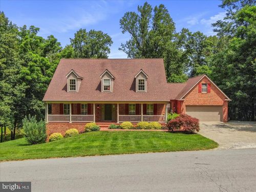 19342 Maggies Ct, Boonsboro, MD, 21713-1749 | Card Image