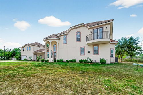 7915 Kirk Rd, Rosenberg, TX, 77471-8903 | Card Image