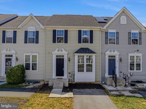 19 Ontario Dr, FALLING WATERS, WV, 25419-0059 | Card Image