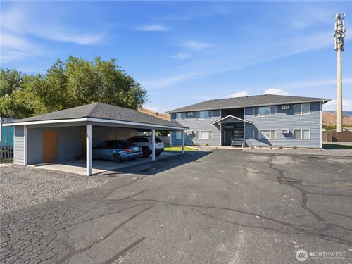 1-1632 Cross St, Wenatchee, WA, 98801-6005 | Card Image