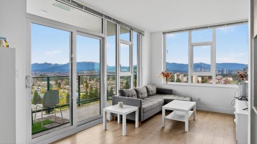 2205-7303 Noble Lane, Burnaby, BC, V3N0H2 | Card Image