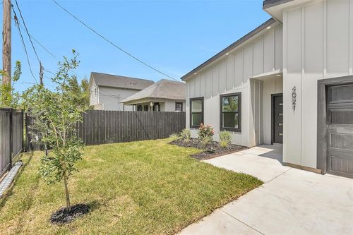 4021 King St, Houston, TX, 77026-1539 | Card Image