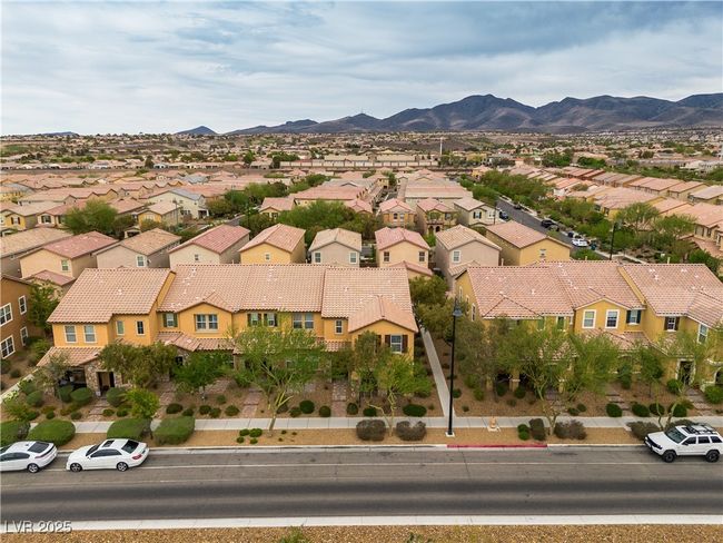 2376 Via Firenze, Townhouse with 3 bedrooms, 3 bathrooms and null parking in Henderson NV | Image 47
