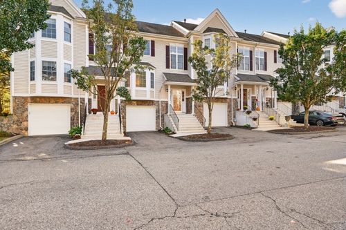 1102-1102 Larson Dr, Danbury, CT, 06810-7381 | Card Image