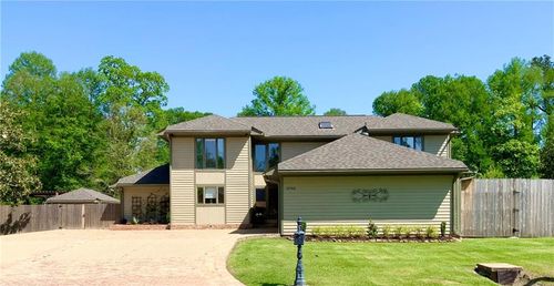 31765 River Pines Dr, Springfield, LA, 70462-8889 | Card Image