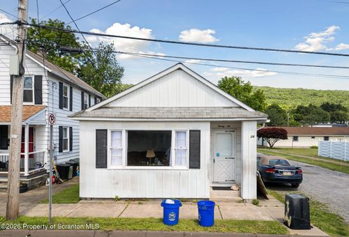 26 Bohac St, Kingston, PA, 18704-2247 | Card Image