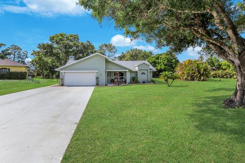 17845 Chesterfield Rd, NORTH FORT MYERS, FL, 33917-4711 | Card Image