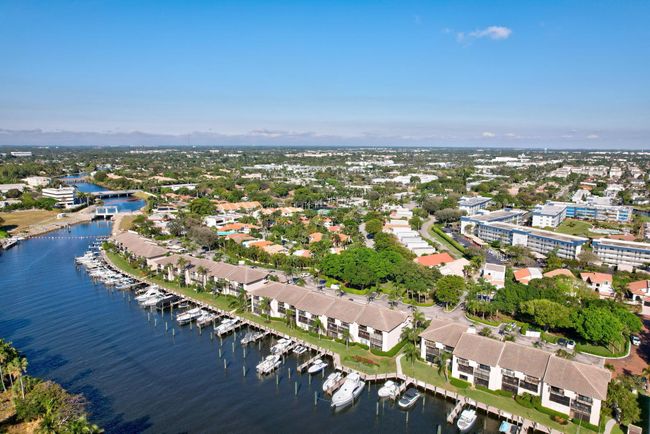 APT-101 - 100 Pelican Pointe Dr, Condo with 2 bedrooms, 2 bathrooms and null parking in Delray Beach FL | Image 33