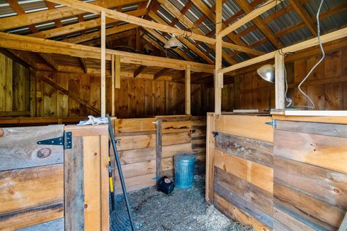 292 Brook Rd, Chelsea, VT, 05038-4402 | Card Image