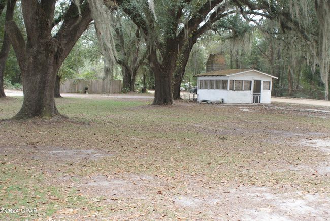 5728 Snowhill Rd, House other with 2 bedrooms, 2 bathrooms and null parking in Malone FL | Image 15
