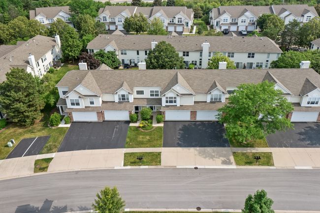 905 Huntington Dr, Townhouse with 2 bedrooms, 3 bathrooms and 2 parking in Elk Grove Village IL | Image 26