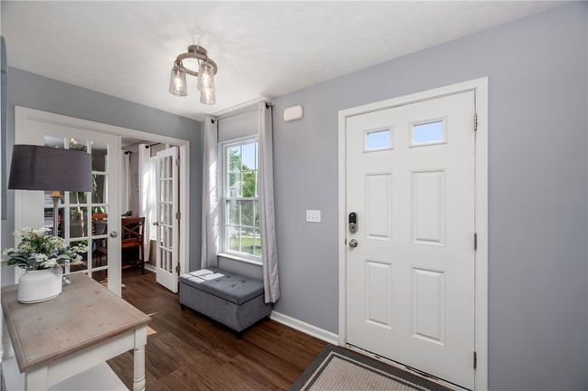 132 Naughton Cir, House other with 4 bedrooms, 3 bathrooms and null parking in Forward Twp - BUT PA | Image 5