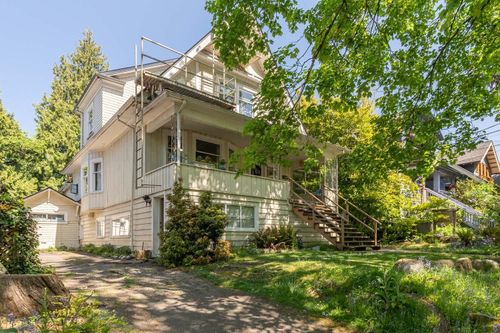2483 W 6th Ave, Vancouver, BC, V6K1W2 | Card Image