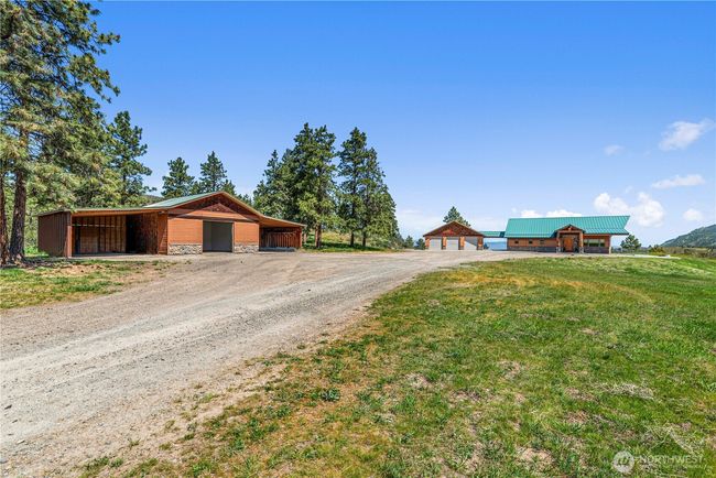 6720 Stemilt Loop Rd, House other with 3 bedrooms, 3 bathrooms and 4 parking in Wenatchee WA | Image 4