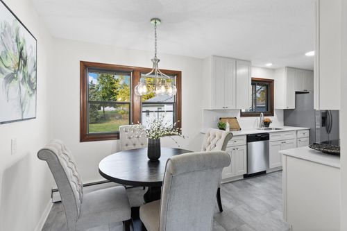 3315 Lower 147th St W, Rosemount, MN, 55068-4352 | Card Image