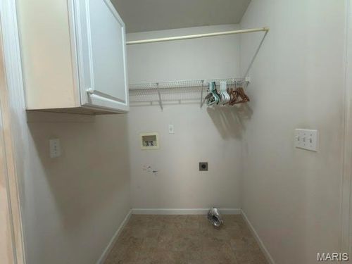 591 Creekwood Blvd, Troy, MO, 63379-2916 | Card Image