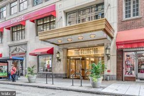 apt-8i-1500 Chestnut St, PHILADELPHIA, PA, 19102-2744 | Card Image