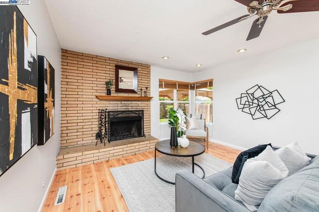 285 Edythe St, House other with 3 bedrooms, 2 bathrooms and 2 parking in Livermore CA | Image 6