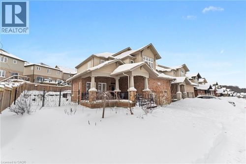 906 Audrey Pl, Kitchener, ON, N2E0B9 | Card Image