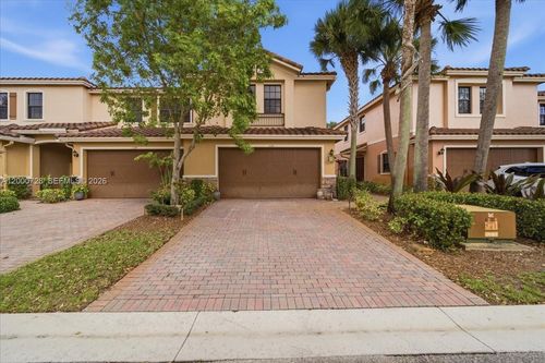 110 Riverwalk Cir E, Plantation, FL, 33325-1317 | Card Image