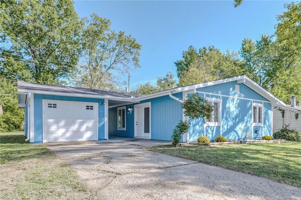 Stark Ave, Kansas City, MO 64138