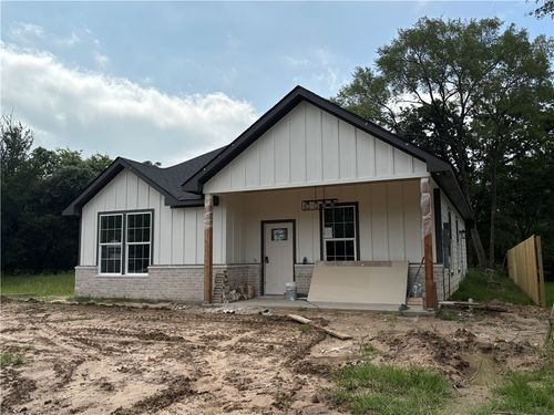 2405 Southside Dr, Bryan, TX, 77803-0529 | Card Image