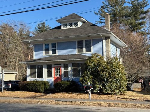 3 Elm St, Plaistow, NH, 03865-2206 | Card Image
